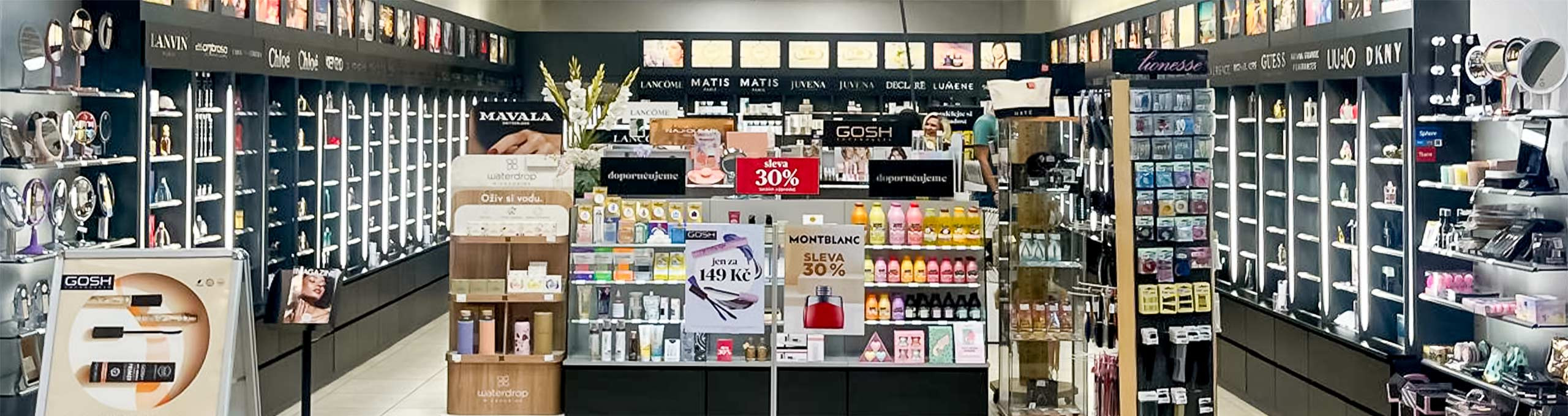 Jenišov u Karlových Varů Globus Hypermarket Obchodní 30
