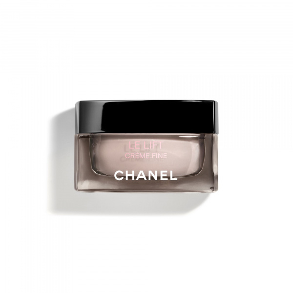 Chanel Vitalumiere Aqua Fresh And Hydrating Crm Compact M/U SPF15 # 32 Beige  Rose buy to Japan. CosmoStore Japan